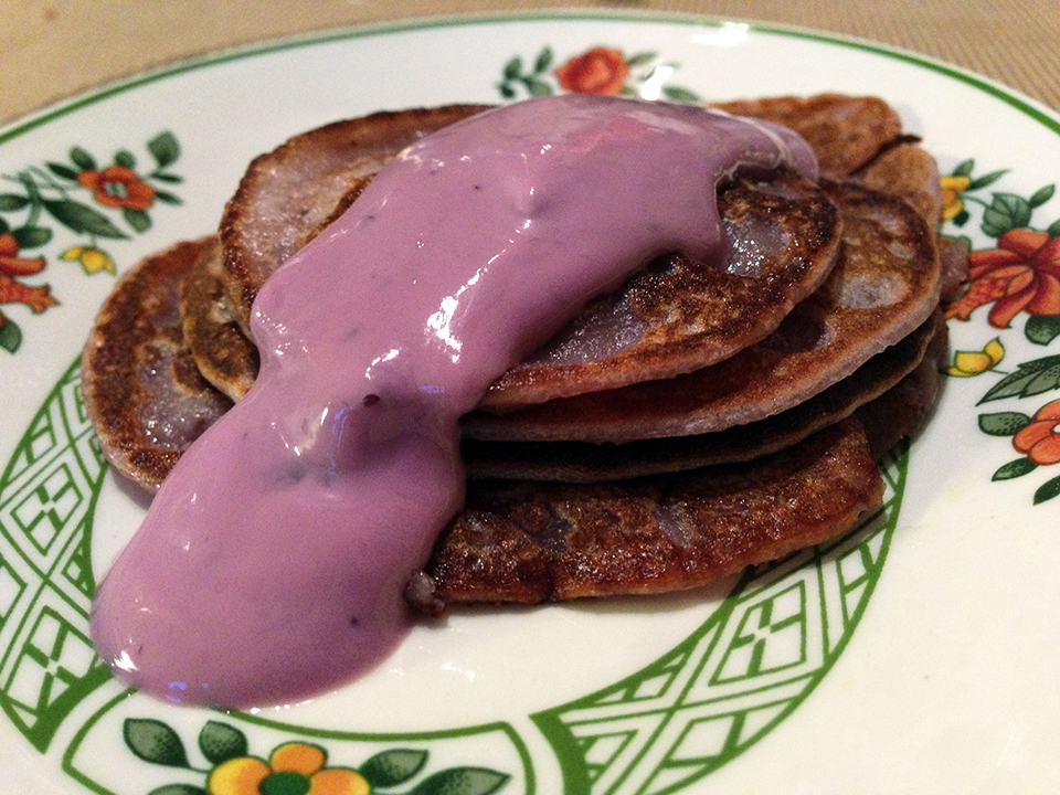 Vegane Pancakes mit Sojajoghurt - besonders fluffig